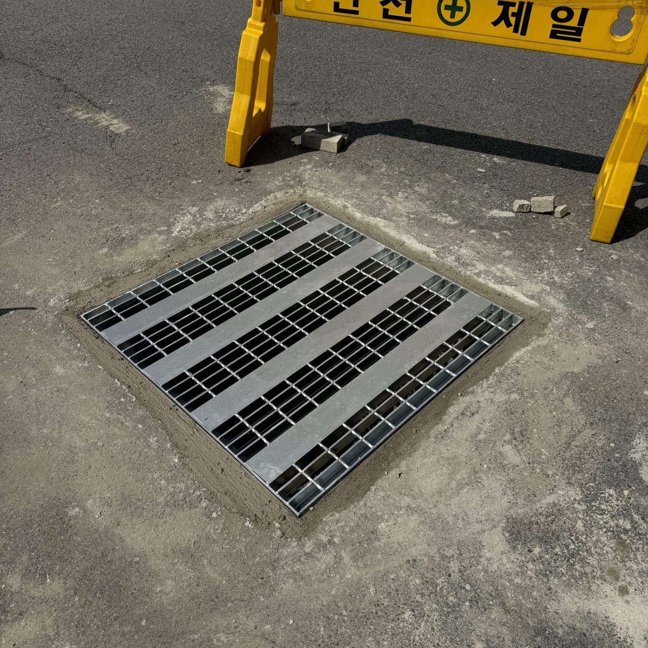 부천시노동복지회관 맨홀 시공 현장사진 2